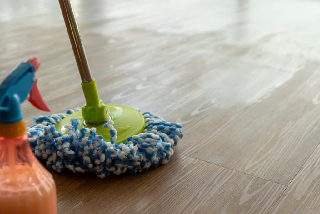 pvc vloer schoonmaken