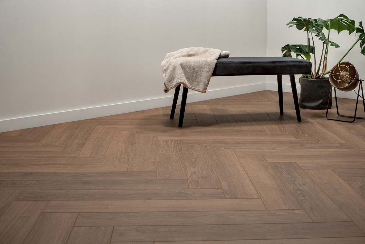 Floer-Walvisgraat-Laminaat-Bultrug-Bruin-sfeer-perspectief